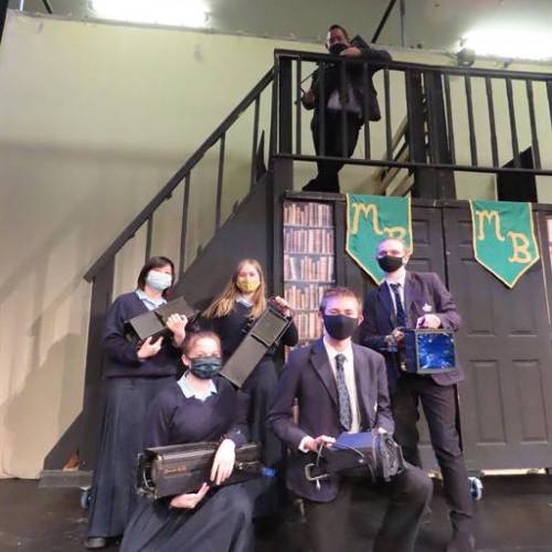 THEATRE LIGHTS DONATION FROM BIRNAM ARTS